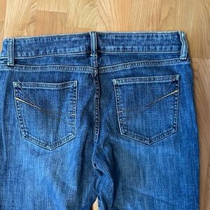 Gap Curvy Low Rise Stretch Denim Bootcut Jeans - 8 Regular
